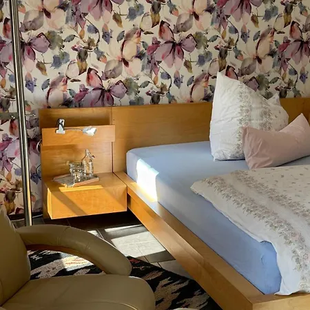 Gaestehaus Peerhus Doensel - Peerknecht ゲストハウス 3*